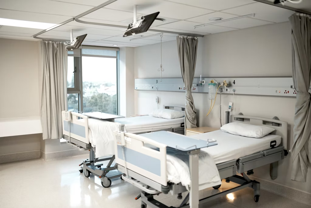            Faedah bilik dan penginapan hospital         